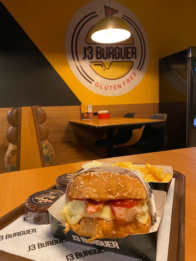 j3 burger